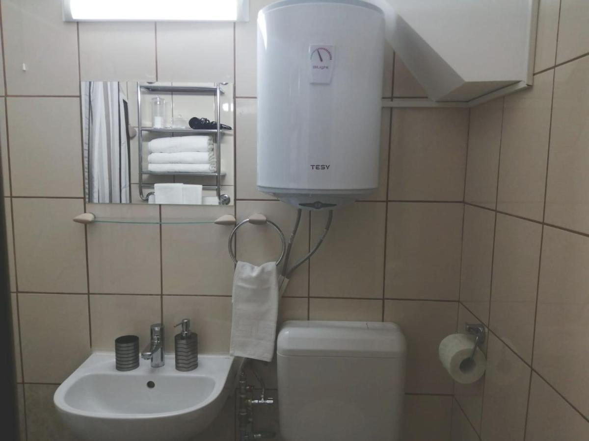 Mara Studio Apartment คอนสตันซา ภายนอก รูปภาพ