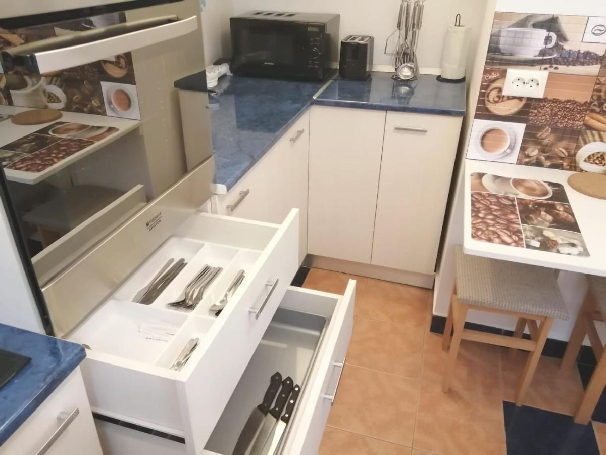 Mara Studio Apartment คอนสตันซา ภายนอก รูปภาพ